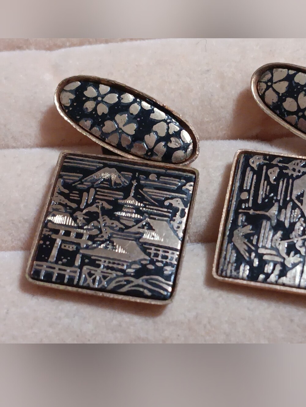 Antique Japabese Domascene Cufflinks Set